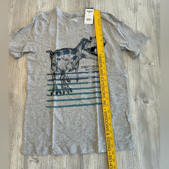 New Oshkosh Ceratosaurs Dinosaur Boys Graphic Tee Shirt Gray Short Sleeve Sz 14. - Picture 8 of 8